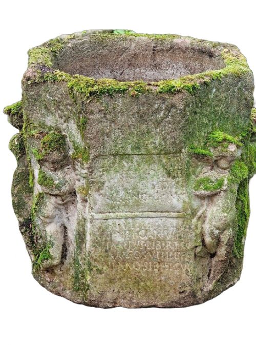A CAST STONE ROMAN FUNERARY ALTAR - ADDITIONAL PHOTO 7