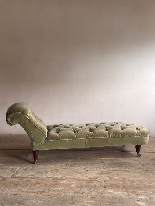 EDWARDIAN UPHOLSTERED DAY BED - ADDITIONAL PHOTO 2