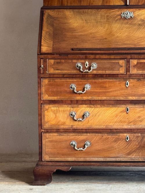 GEORGE III MAHOGANY BUREAU BOOKCASE - ADDITIONAL PHOTO 1
