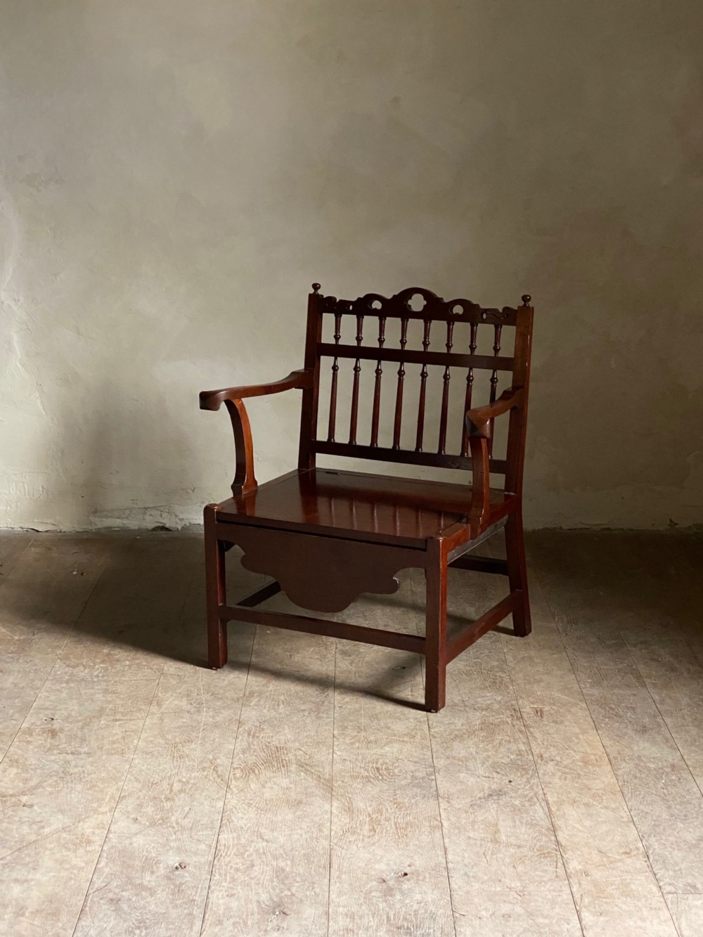 
19thC Mahogany Drunkards Chair View III