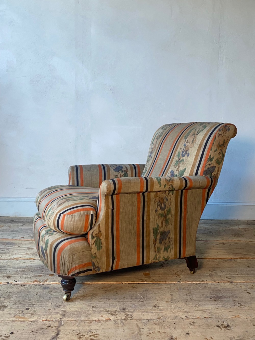Antique easy armchair View IV