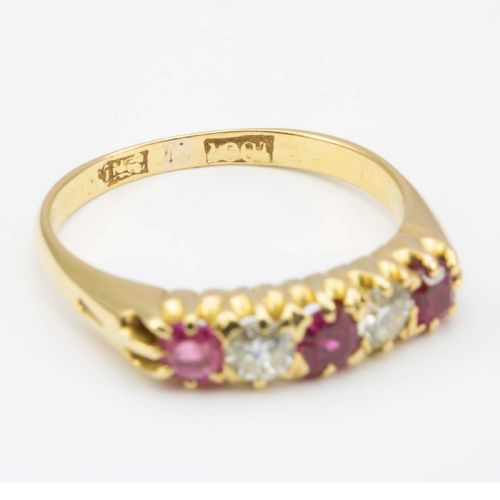 VINTAGE 18CT GOLD RUBY AND DIAMOND 5 STONE RING - ADDITIONAL PHOTO 5