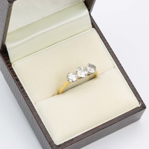 EDWARDIAN 18CT GOLD 1 CARAT 3 STONE DIAMOND RING - ADDITIONAL PHOTO 7