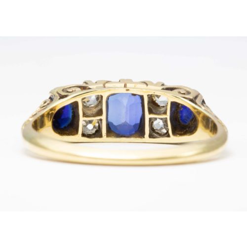 EDWARDIAN 18CT GOLD 3 STONE SAPPHIRE AND DIAMOND RING - ADDITIONAL PHOTO 4