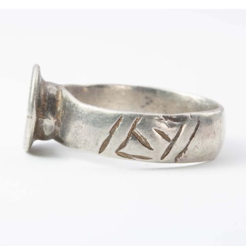 ANTIQUE 17TH18TH CENTURY SILVER FLORAL CROSS RING - ADDITIONAL PHOTO 2