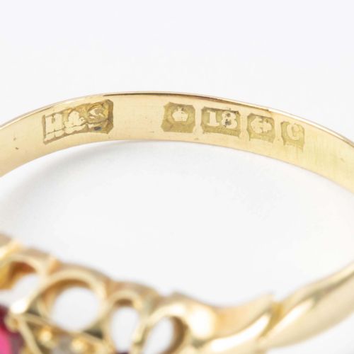 ANTIQUE 18CT GOLD RUBY AND DIAMOND 7 STONE RING - ADDITIONAL PHOTO 5