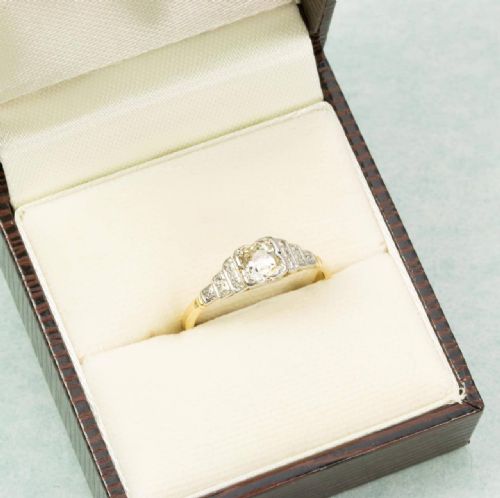 ART DECO 18CT GOLD DIAMOND ENGAGEMENT RING - ADDITIONAL PHOTO 7
