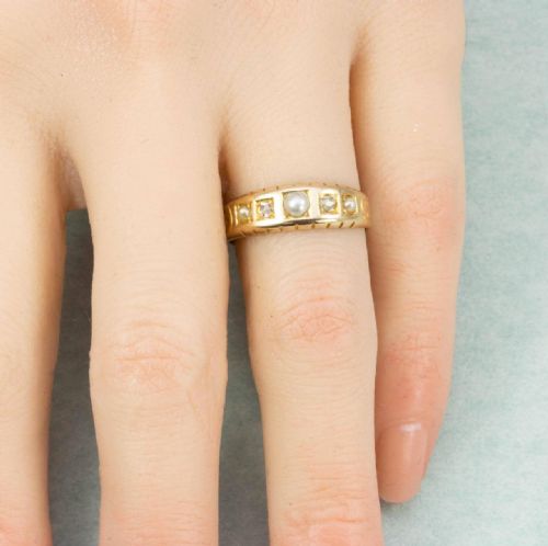 VICTORIAN 15CT GOLD PEARL DIAMOND 5 STONE MOURNING RING - ADDITIONAL PHOTO 7
