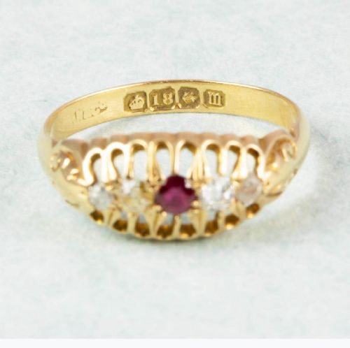 ANTIQUE 18CT GOLD RUBY DIAMOND 5 STONE RING - ADDITIONAL PHOTO 6