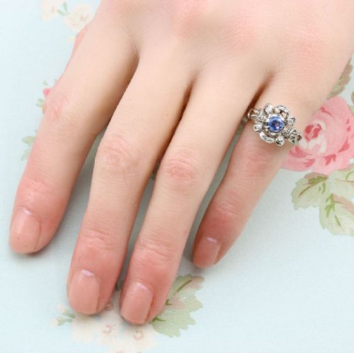 VINTAGE ITALIAN 18CT GOLD SAPPHIRE DIAMOND CLUSTER RING - ADDITIONAL PHOTO 5