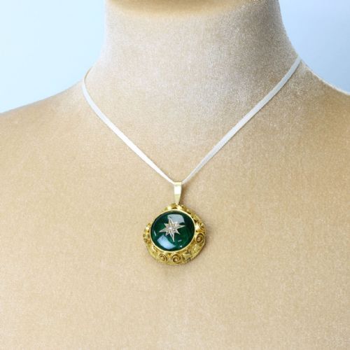 VICTORIAN 15CT GOLD ENAMEL LOCKET PENDANT - ADDITIONAL PHOTO 2