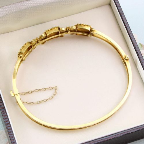 VICTORIAN ETRUSCAN 15CT GOLD HINGED BANGLE - ADDITIONAL PHOTO 7