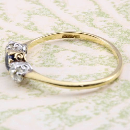 EDWARDIAN 18CT GOLD SAPPHIRE DIAMOND HALF HOOP RING - ADDITIONAL PHOTO 4
