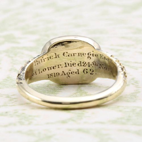 GEORGIAN 15CT GOLD GARNET ENAMEL MOURNING RING - ADDITIONAL PHOTO 3