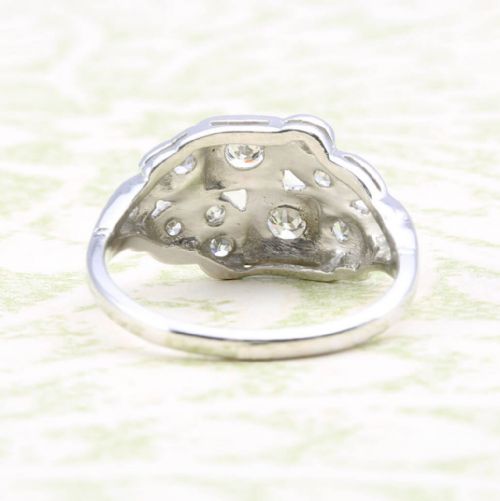 ART DECO PLATINUM DIAMOND CLUSTER RING - ADDITIONAL PHOTO 5