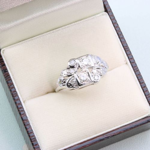 ART DECO PLATINUM DIAMOND CLUSTER RING - ADDITIONAL PHOTO 7