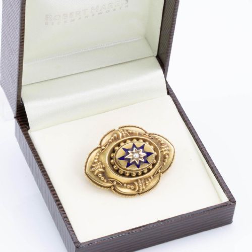 VICTORIAN PEARL ENAMEL 9CT GOLD MOURNING BROOCH - ADDITIONAL PHOTO 4