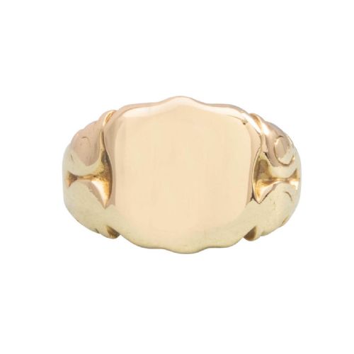 antique 18ct gold shield face heavy signet ring - CATEGORY: ANTIQUE JEWELLERY - DATED 1920