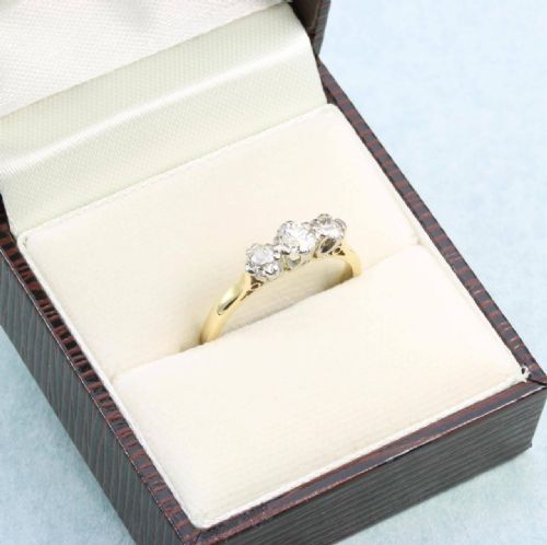 ANTIQUE 18CT GOLD 3 STONE OLD CUT DIAMOND RING - ADDITIONAL PHOTO 7