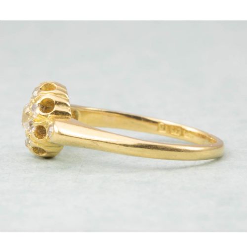VINTAGE 18CT YELLOW GOLD OLD CUT DIAMOND CLUSTER RING - ADDITIONAL PHOTO 2