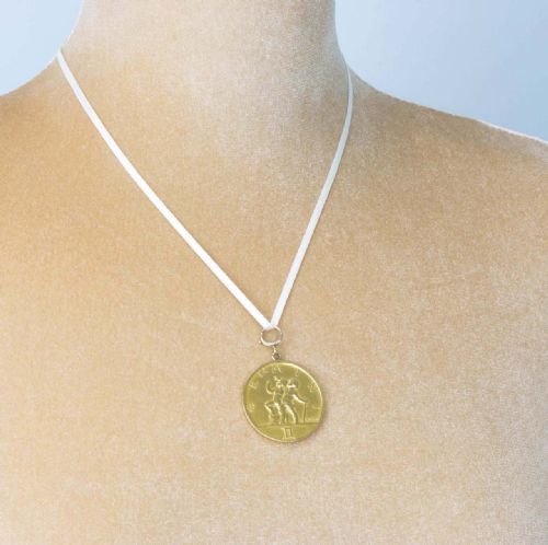 RESERVED VINTAGE PAUL VINCZE 9CT GOLD LARGE GEMINI PENDANT - ADDITIONAL PHOTO 3