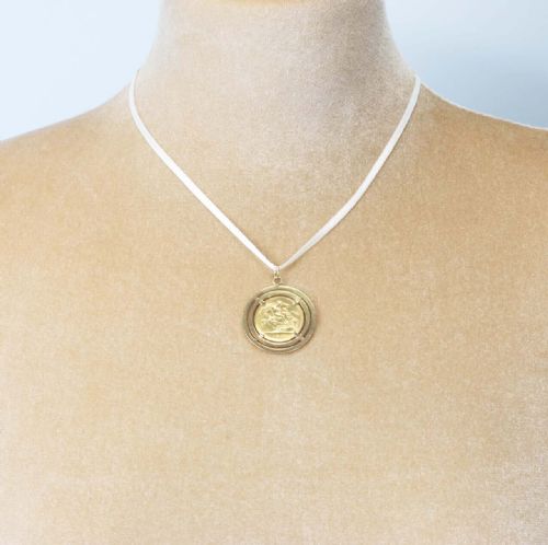 VINTAGE QUEEN VICTORIA HALF SOVEREIGN 18CT GOLD PENDANT - ADDITIONAL PHOTO 3