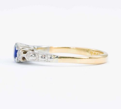 VINTAGE 18CT GOLD SQUARE SAPPHIRE DIAMOND 3 STONE RING SMALL SIZE - ADDITIONAL PHOTO 2