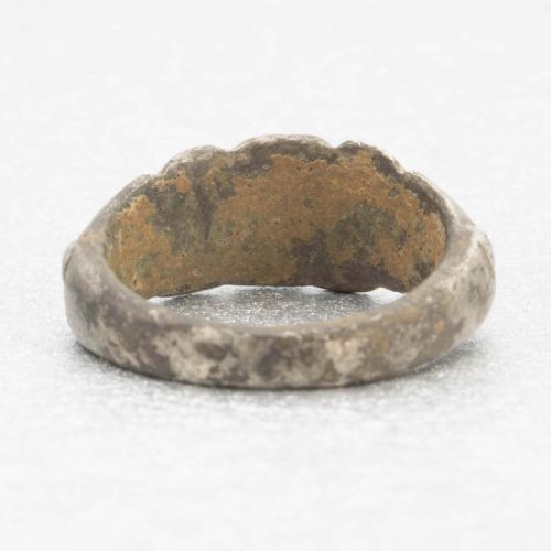 ANCIENT ROMAN SILVER RING WITH CROSS 2ND 4TH CENTURY - ADDITIONAL PHOTO 3