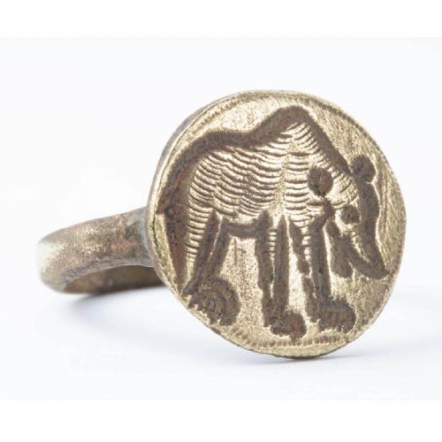 MEDIEVAL BRONZE BEAR SIGNET RING - ADDITIONAL PHOTO 2