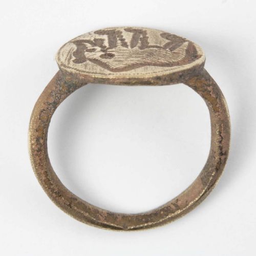 MEDIEVAL BRONZE BEAR SIGNET RING - ADDITIONAL PHOTO 4