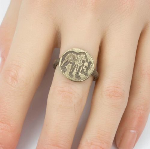 MEDIEVAL BRONZE BEAR SIGNET RING - ADDITIONAL PHOTO 6