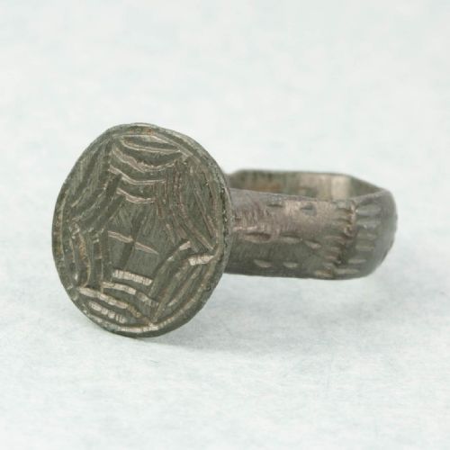MEDIEVAL BYZANTINE BRONZE CROSS RING - ADDITIONAL PHOTO 1