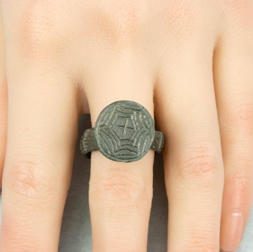 MEDIEVAL BYZANTINE BRONZE CROSS RING - ADDITIONAL PHOTO 5