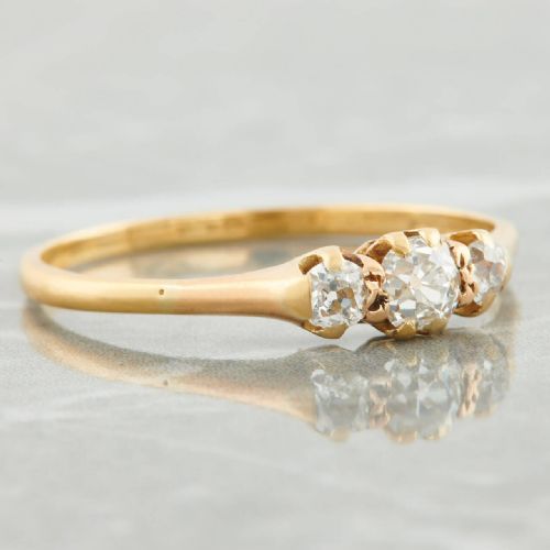 18CT GOLD 3 STONE 050 CARAT DIAMOND RING - ADDITIONAL PHOTO 3