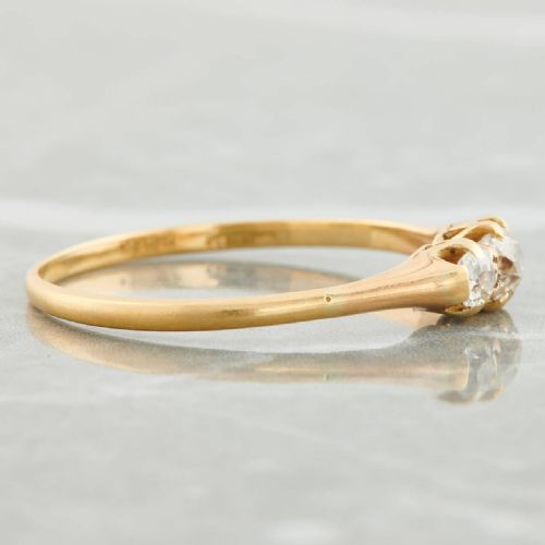 18CT GOLD 3 STONE 050 CARAT DIAMOND RING - ADDITIONAL PHOTO 4