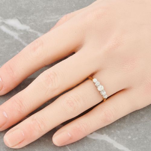 18CT GOLD 050 CARAT 5 STONE OLD CUT DIAMOND RING - ADDITIONAL PHOTO 3