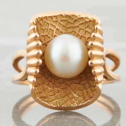 1950s 18ct gold pearl in oyster shell cocktail ring - CATEGORY: ANTIQUE JEWELLERY - DATED 1950