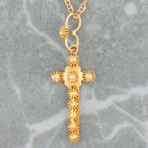 18CT GOLD FANCY CROSS PENDANT AND CHAIN - ADDITIONAL PHOTO 1