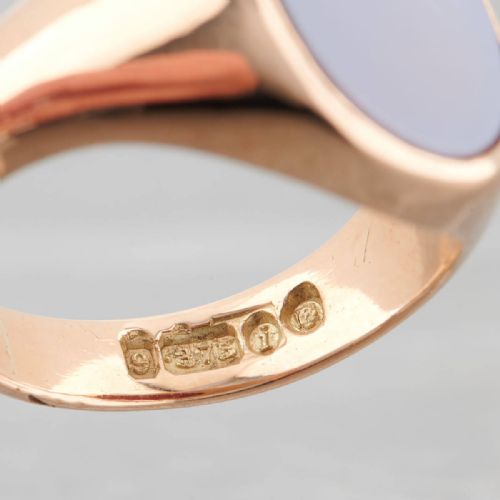 9CT GOLD OVAL SARDONYX SIGNET RING 1965 - ADDITIONAL PHOTO 6