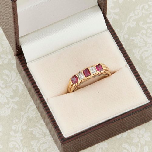 ART DECO FRENCH 18CT GOLD RUBY AND DIAMOND 5 STONE RING - ADDITIONAL PHOTO 6