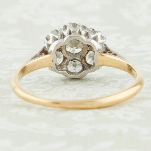 18CT GOLD 7 STONE DIAMOND DAISY CLUSTER RING - ADDITIONAL PHOTO 5