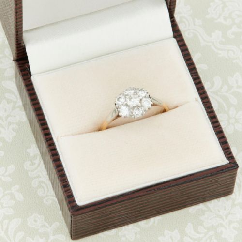 18CT GOLD 7 STONE DIAMOND DAISY CLUSTER RING - ADDITIONAL PHOTO 7