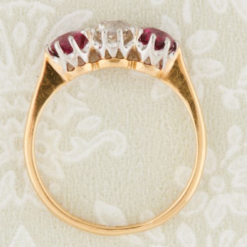 ANTIQUE 18CT GOLD RUBY AND DIAMOND 3 STONE RING - ADDITIONAL PHOTO 5