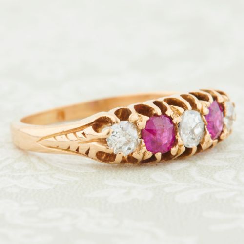 ANTIQUE 18CT GOLD RUBY AND DIAMOND 5 STONE RING - ADDITIONAL PHOTO 2