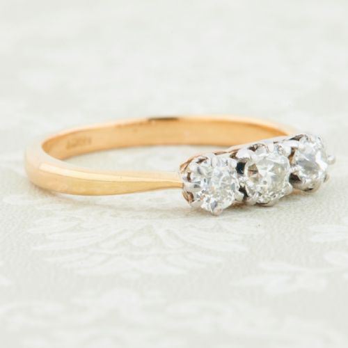 18CT GOLD DIAMOND THREE STONE TRILOGY RING - ADDITIONAL PHOTO 1