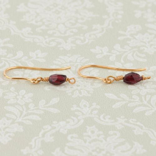 roman gold and garnet drop fishhook earrings - CATEGORY: ANTIQUE JEWELLERY - DATED BEFORE 1700