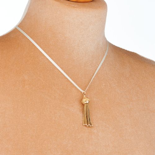 ANTIQUE 9CT GOLD TASSEL PENDANT - ADDITIONAL PHOTO 1