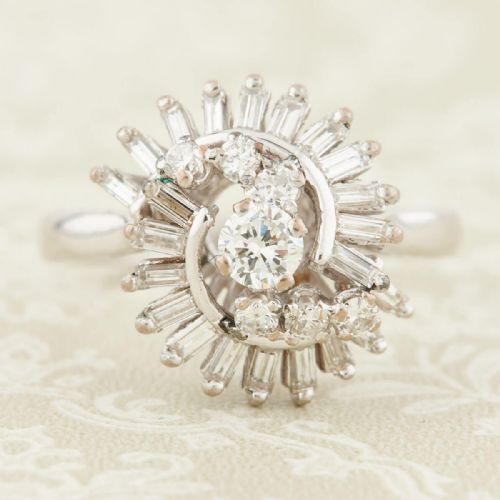 18ct white gold diamond cocktail ring - CATEGORY: ANTIQUE JEWELLERY - DATED 1960