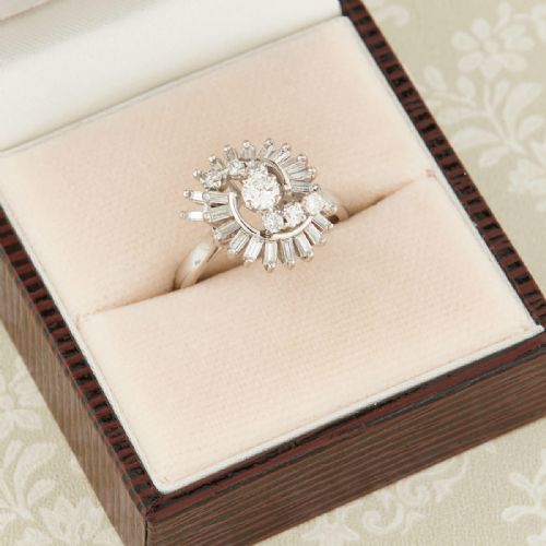18CT WHITE GOLD DIAMOND COCKTAIL RING - ADDITIONAL PHOTO 8