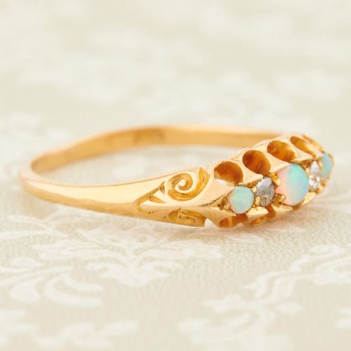 18CT GOLD OPAL DIAMOND 5 STONE RING - ADDITIONAL PHOTO 2
